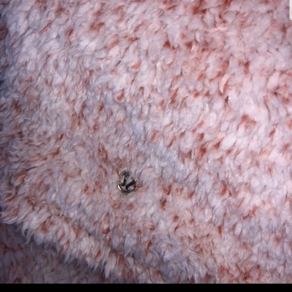 Lululemon Fleece Pullover - Picture 8 of 10